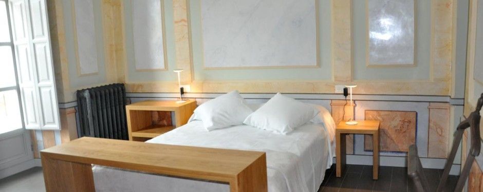 Habitación 7 — Suite con estucos originales y galería a la Plaza Mayor, dos ambientes — foto 3