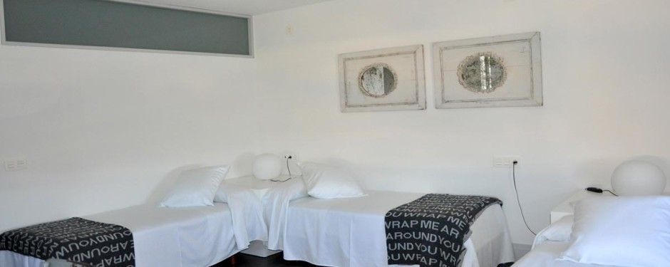 Habitación 4 — Triple con cama extra opcional, vistas al campo — foto 2